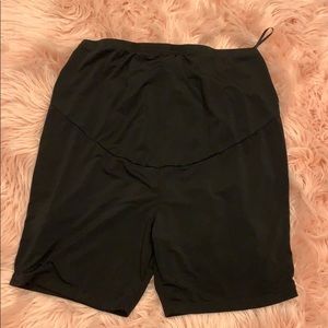Maternity biker shorts
